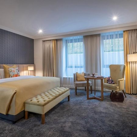 Limerick Junction Castletroy Park Hotel Suites מראה חיצוני תמונה